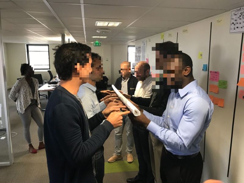 Exercice du bâton d'hélium pendant une formation Insuffle Académie